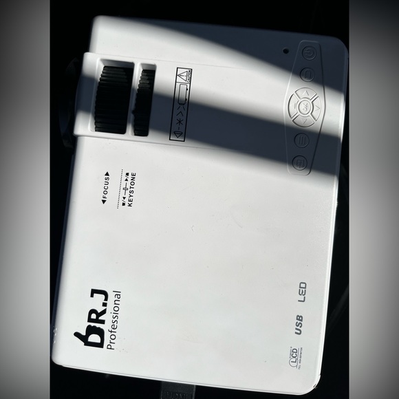 Mini projector - Picture 6 of 6